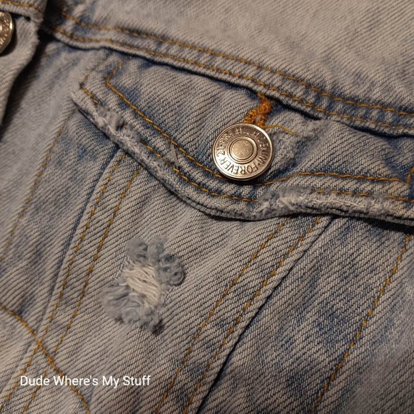 FOREVER 21 - LOS ANGELES - CROPPED JEAN JACKET - WOMEN'S SIZE S - DISTRESSED - Picture 4 of 4